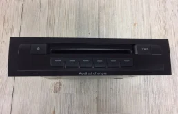 Cd/mp3-чейнджер Audi Q7 2006-2010 4L