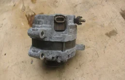 Генератор для Subaru Forester 2019 года на фотографиях