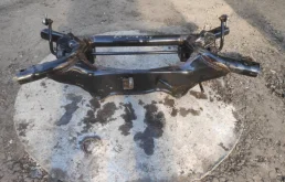 Задний подрамник для Mitsubishi ASX 2015 года на фотографиях