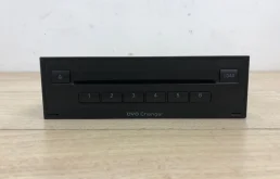 Ченджер компакт дисков VW Touareg 2 2010 7P