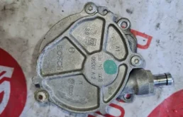 Вакуумный усилитель тормозов для Audi Q7 2006 года на фотографиях