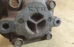 Насос ГУР для Mitsubishi Outlander на фотографиях