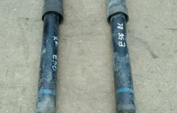 Амортизатор задний левый для Toyota Corolla E140/E150 Седан 2006-2013