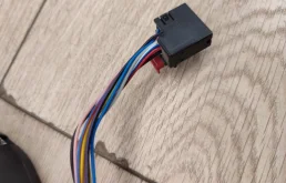 Стекла и зеркала для Audi Q7 2015 года на фотографиях