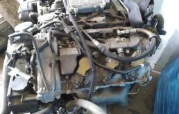 Двигатель для Mercedes-Benz CLK class 2010 года на фотографиях