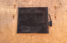 Радиатор кондиционера для BMW 5er 2002 года на фотографиях