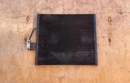 Радиатор кондиционера для BMW 5er 2002 года на фотографиях