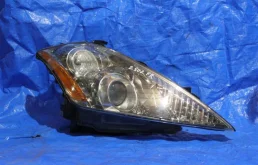 Фара ксенон правая для Nissan Murano Z50 2002-2009
