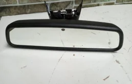 Стекла и зеркала для Land Rover Range Rover 2012 года на фотографиях