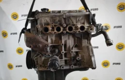 Двигатель для Suzuki Swift 1998 года на фотографиях