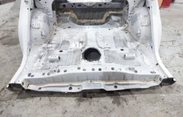 Заднее левое крыло для Toyota Corolla 2016 года на фотографиях