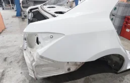 Заднее левое крыло для Toyota Corolla 2016 года на фотографиях