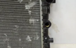 Радиатор охлаждения ДВС для Skoda Rapid 2023 года на фотографиях