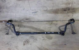 Стабилизатор поперечной устойчивости передний для Suzuki Grand Vitara 2008 года на фотографиях