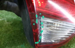 Фонарь внутренний левый для Kia Rio X line на фотографиях