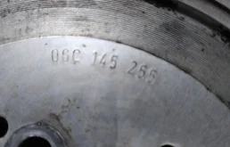 Шкив насоса ГУР для Audi A8 2007 года на фотографиях