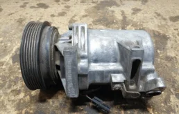 Компрессор кондиционера для Renault Logan 2025 года на фотографиях