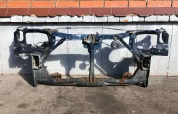 Панель радиатора (телевизор) для Nissan Almera на фотографиях