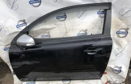 Дверь передняя левая для Volvo C30 2010 года на фотографиях