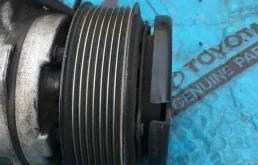 Компрессор кондиционера для Toyota Land Cruiser на фотографиях