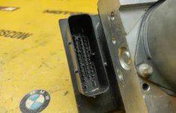 Блок ABS для BMW 5er на фотографиях