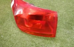 Фонарь внешний левый для Volkswagen Tiguan 2014 года на фотографиях