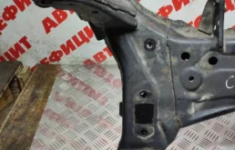 Подрамник двигателя для Mazda CX 5 на фотографиях