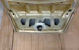 Крышка багажника для Nissan Almera Classic 2006 года на фотографиях