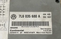 Магнитола для Volkswagen Touareg на фотографиях