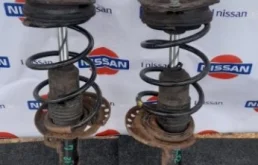 Стойка амортизационная (в сборе) передняя правая для Nissan Micra K12 5dr 2002-2010