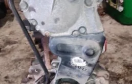 Двигатель без навесного для Renault Logan 2008 года на фотографиях