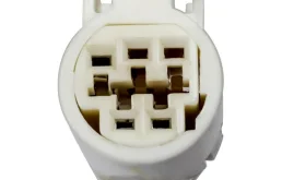 Стекла и зеркала для Toyota Corolla 2006 года на фотографиях