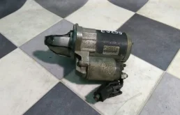 Стартер для Subaru Legacy 2009 года на фотографиях