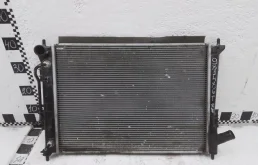 Радиатор охлаждения ДВС для Hyundai Creta на фотографиях