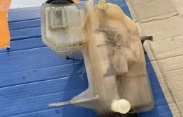 Расширительный бачок радиатора для Land Rover Discovery L319 2009-2013