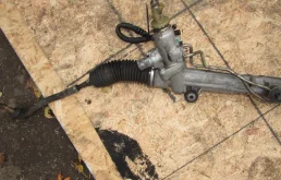 Рулевая рейка для Mercedes-Benz GL class 2012 года на фотографиях