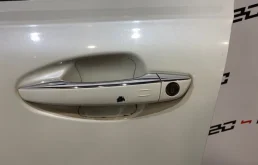 Дверь передняя левая для Peugeot 508 на фотографиях