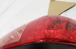 Фонарь левый для Toyota RAV4 на фотографиях