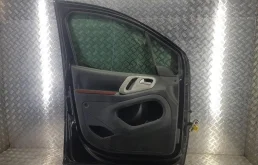 Двери для Citroen Berlingo 2002 года на фотографиях