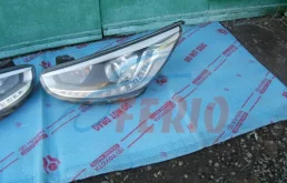 Фонарь левый для Hyundai Solaris 2011 года на фотографиях