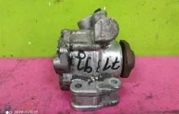 Насос ГУР для Mercedes-Benz Sprinter на фотографиях