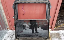 Стекло люка для Mercedes-Benz S class 2007 года на фотографиях