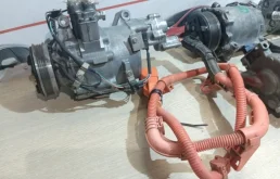 Компрессор кондиционера для Honda Civic 2006 года на фотографиях