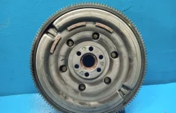 Маховик для Nissan X-Trail 2016 года на фотографиях