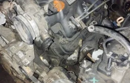 Двигатель без навесного для Chrysler Grand Voyager 2002 года на фотографиях