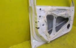 Двери для Honda Accord 2011 года на фотографиях