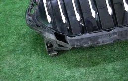 Воздухозаборник для Toyota Corolla 1998 года на фотографиях