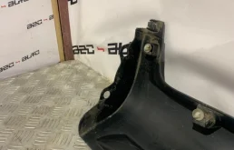 Накладка порога левая для Volvo C30 2006 года на фотографиях