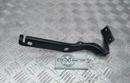 Петля капота левая для Citroen Berlingo 2016 года на фотографиях