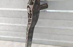 Педаль сцепления для Renault Logan 2014-2018 (L8)